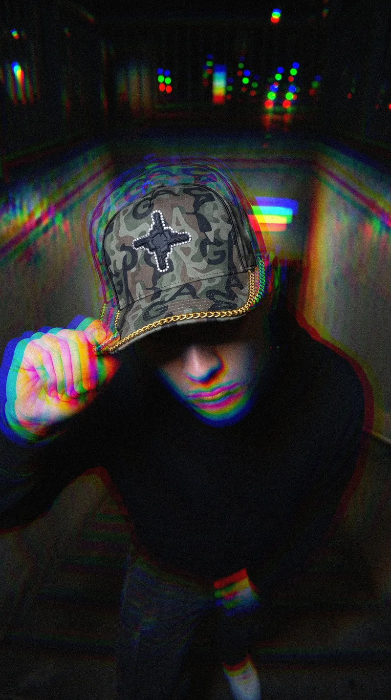 GRAPHIC
