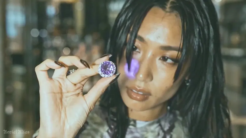 MV — Amethyst